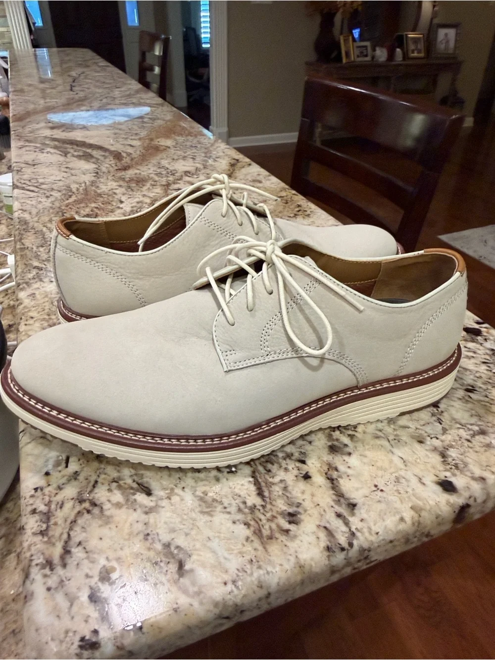Johnston & Murphy Cream Lace-Up Derby Shoes